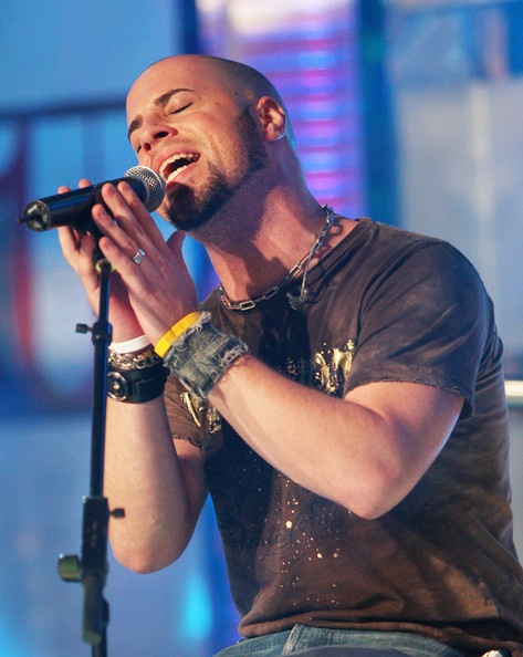 Chris Daughtry Photo (  )  -, , - /  - 9